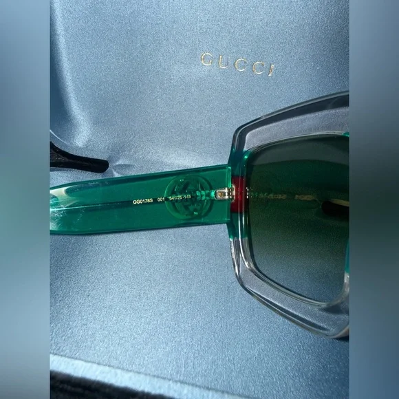 Gucci Emerald Green Sunglasses - Picture 10 of 11